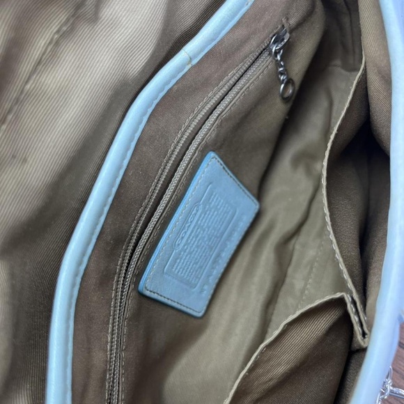 Chic Light Blue Shoulder Bag with Silver Details - Picture 8 of 8